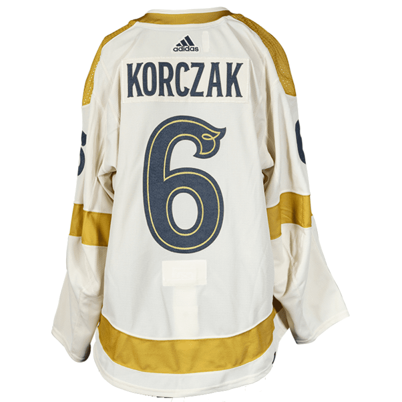 game issued 6 kaedan korczak winter classic jersey 16755 778